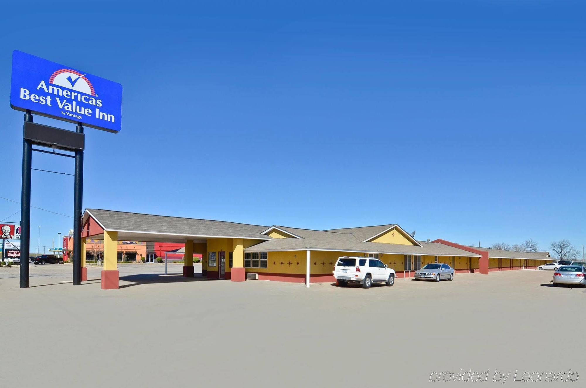 Americas Best Value Inn Pauls Valley Bagian luar foto
